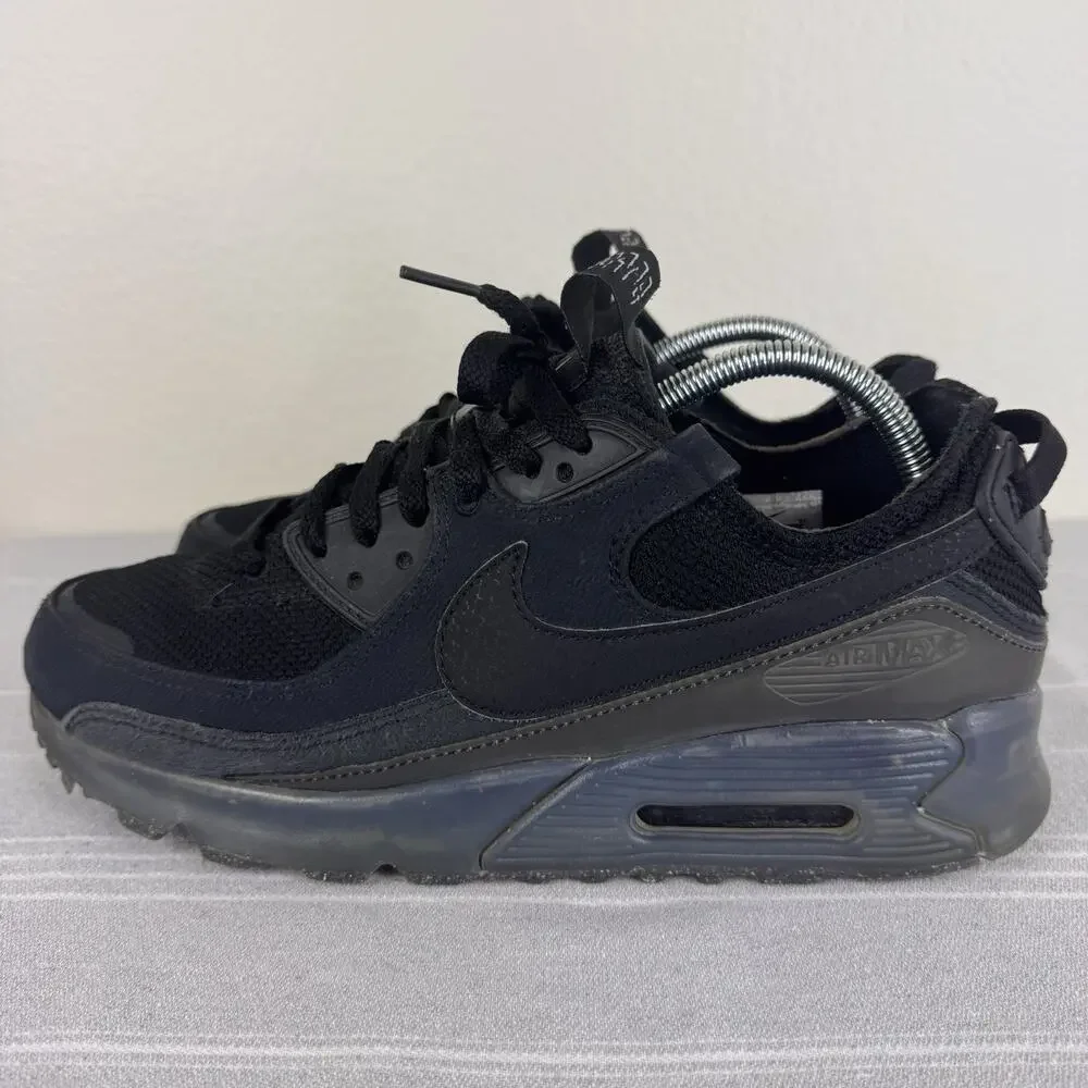 Men’s Nike Air Max Terrascape 90 Athletic Sneakers DQ3987-002 Triple Black 10
